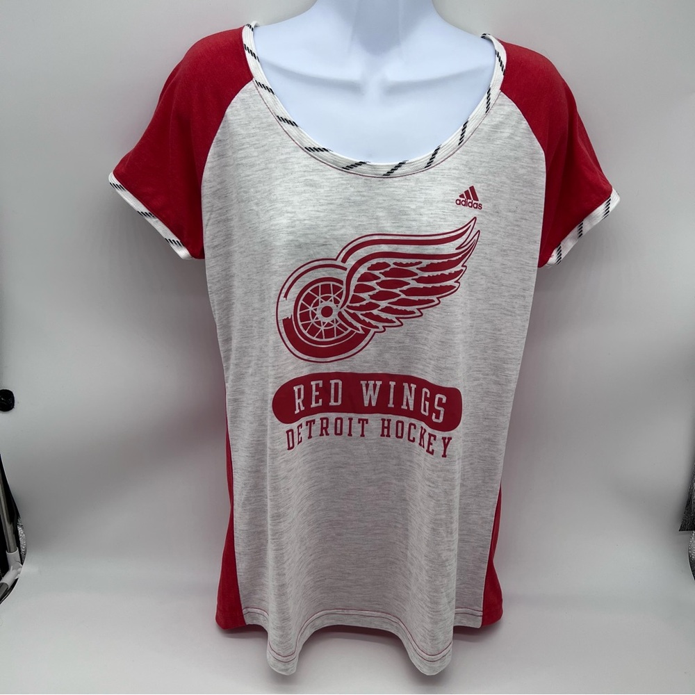 Adidas Women's Red and Space Dye Gray Detroit Hockey Tee w/Raglan Sleeves-Size L